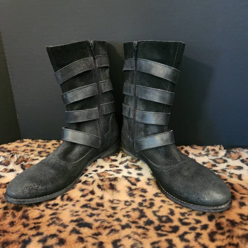 Distressed black moto-style boots - Picture 2 of 4